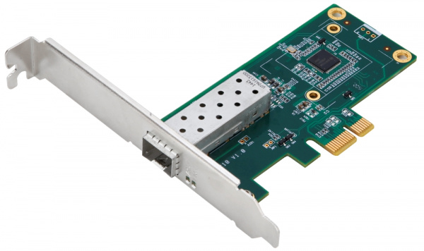 8-портовый переключатель KVM-over-IP с портами VGA, 4 портами USB и 1 портом 10/100Base-TX