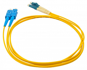Шнур оптический переходной, одинарный, одномодовый SM 9/125 OS2, LC/UPC-FC/UPC, LSZH нг(А)-HF, 2 м